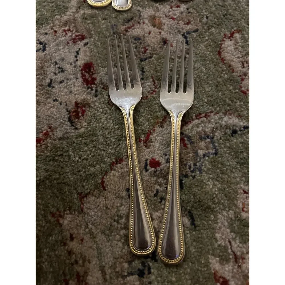 Wallace Gold Royal Bead 18/10 Stainless Steel Silverware Pieces (27)